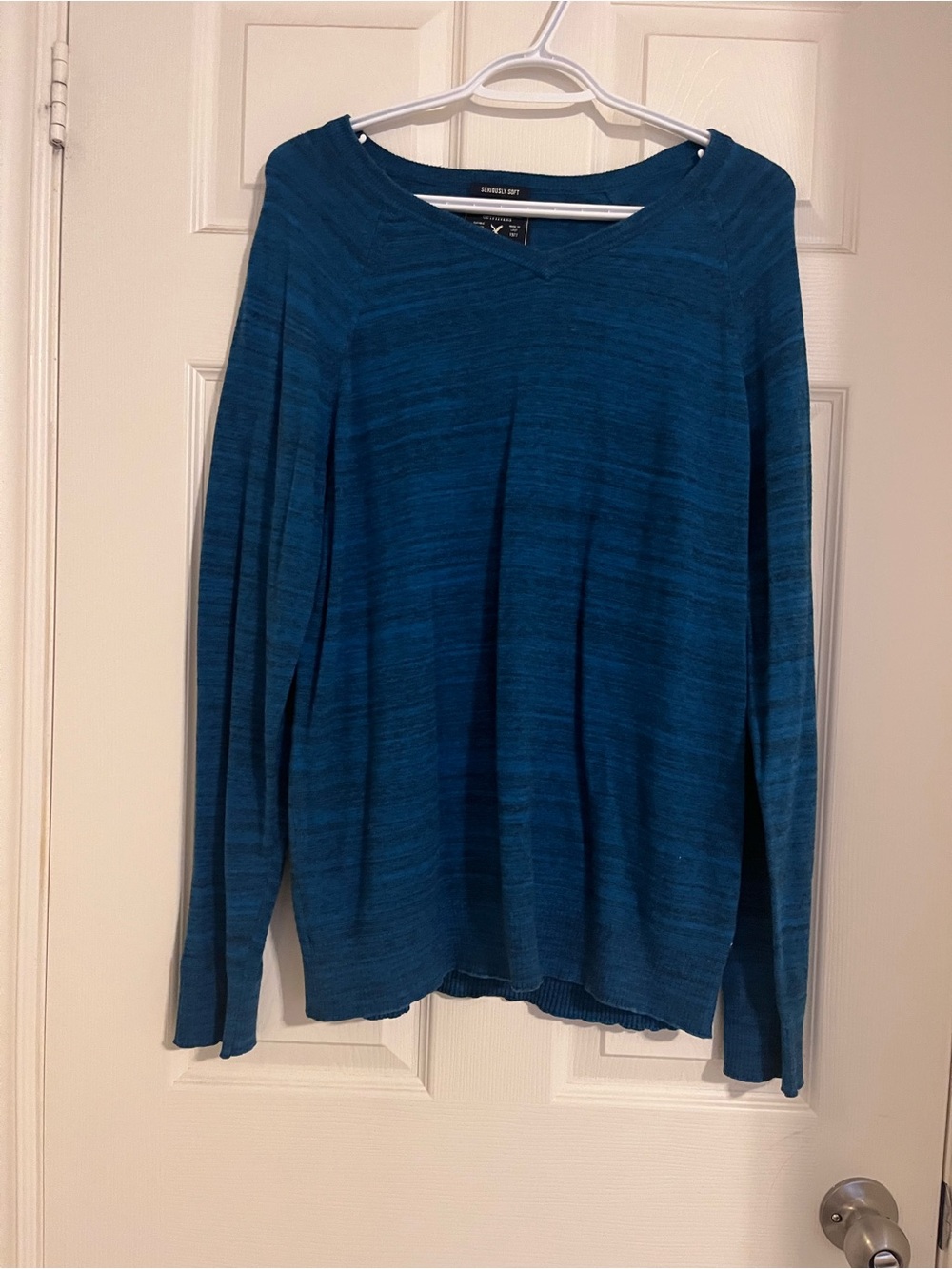 American Eagle Outfitters Blue Teal Heather V-Neck Sweater